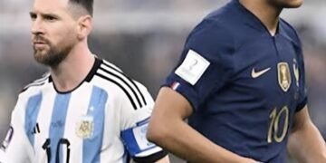 মেসিকে ছাড়িয়ে বিশ্বকাপে ইতিহাস গড়লেন এমবাপে