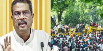 সিজেপির আন্দোলনের চাপে পদত্যাগ করলেন ভারতের শিক্ষামন্ত্রী