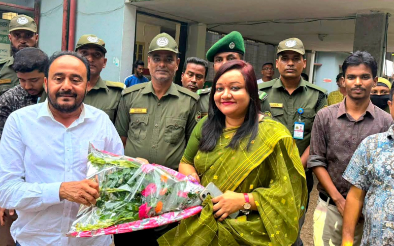 মৌলভীবাজার-৪ আসনের সংসদ সদস্য ও হাসপাতাল ব্যবস্থাপনা কমিটির সভাপতি মো. মুজিবুর রহমান চৌধুরী।